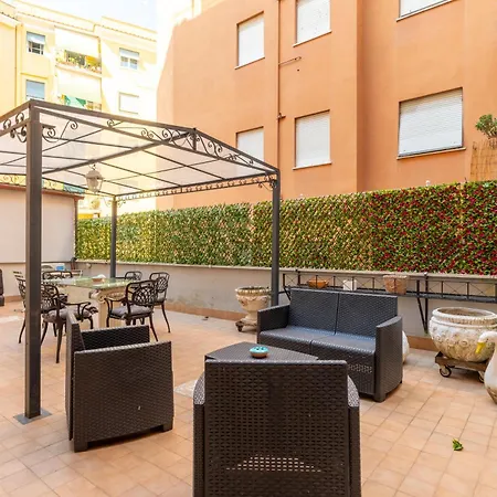 Guardabassi Collection - Vatican Luxury Terrace By Varental Appartement Rome
