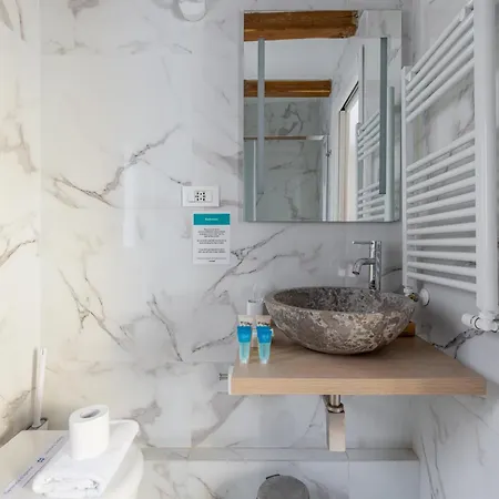 Guardabassi Collection - Vatican Luxury Terrace By Varental Daire *